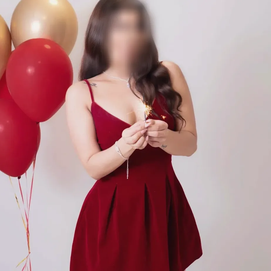 Lara, 24 años