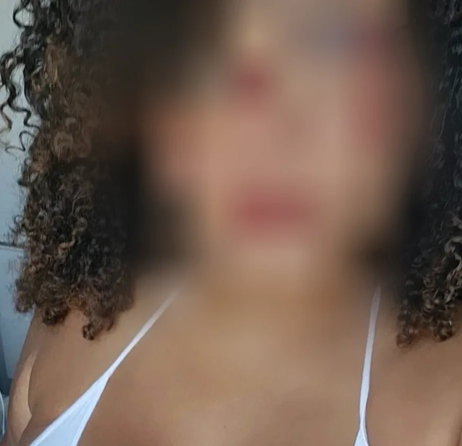 Lola, 33 años